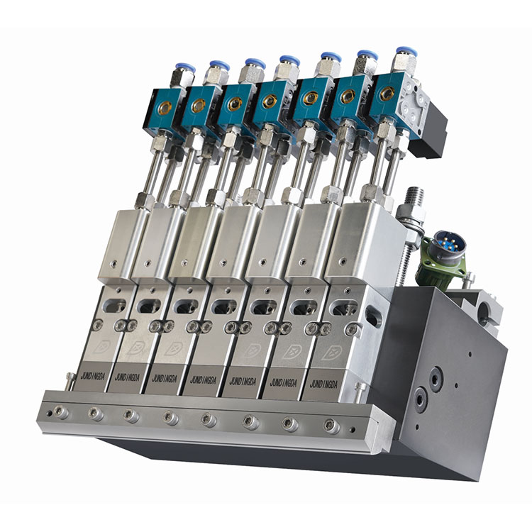 Pistol salutan gam terbalik